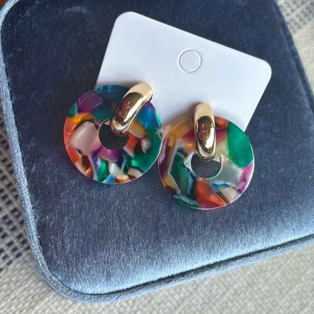 2/20 NWT resin mosaic colourful earrings 90s vibe